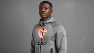 fleece zip hoodie front 2k 2026 03 02